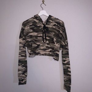 Green Camo Crop Top Hoodie